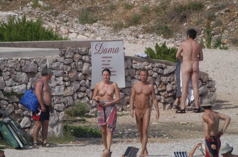 Baska Rock-Wall Path pics - People seek in nudism a way to overcome their insecurities