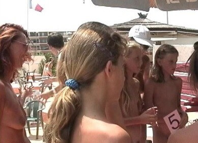 Jr Miss Pageant France - The desire to admire the human form