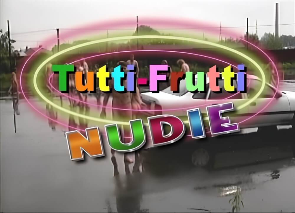 Tutti Frutti Nudie - Watching us naked in nature