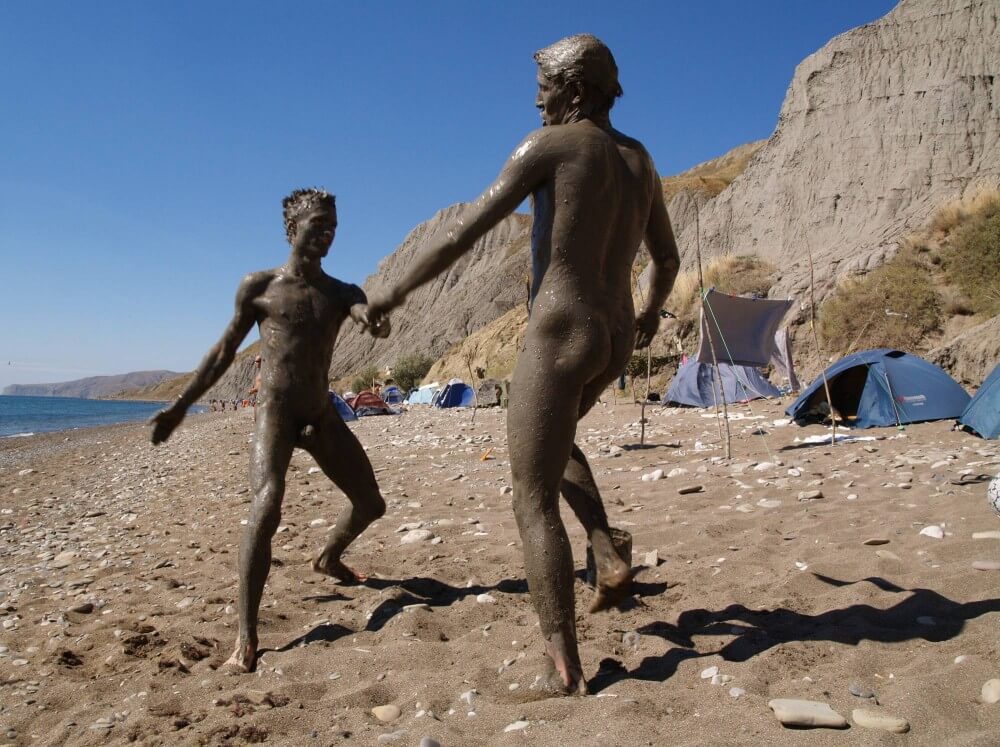 Jr Nudist Nude Beach Mud Soldiers photos - Nudism knows no boundaries