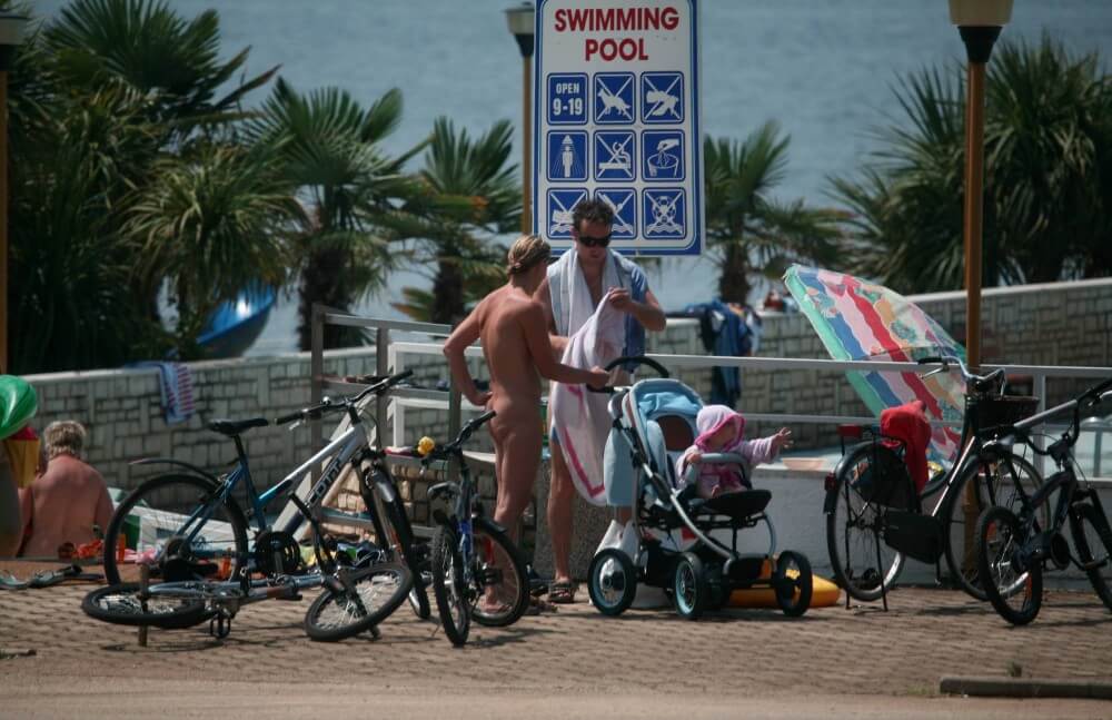 Poolside Camp Gathering pics - Nudism is permitted throughout the entire territory