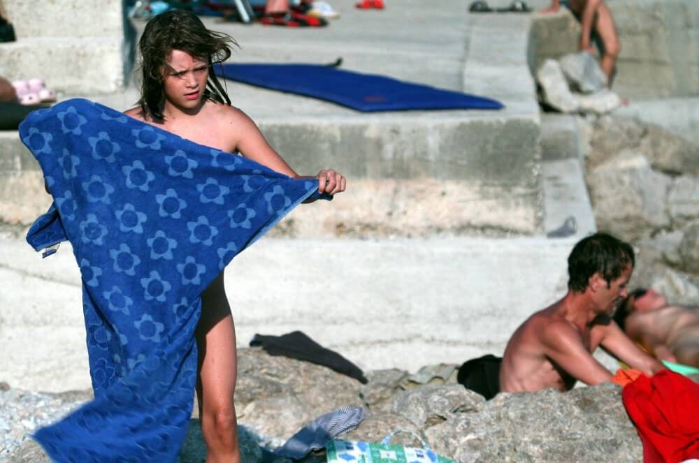 Nudist Rocky Family Angle - Freedom and harmony in nudism