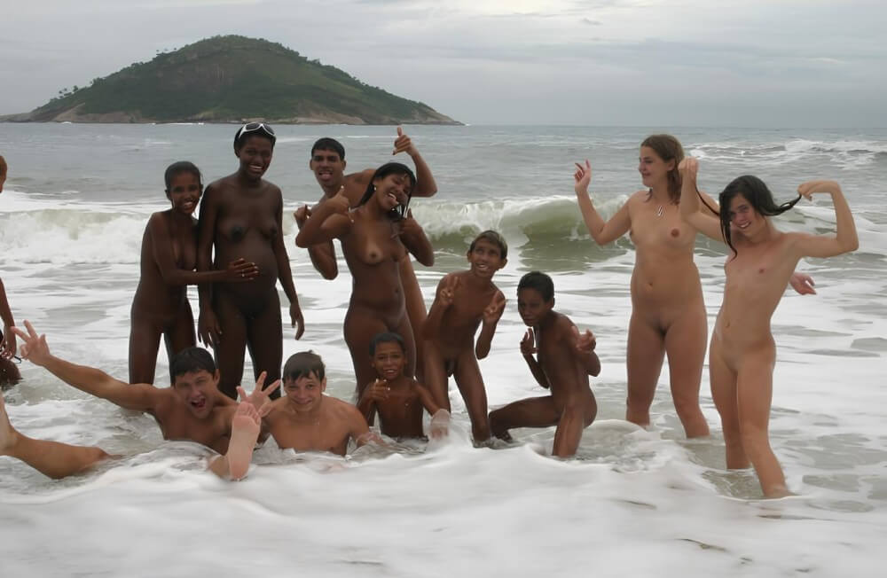 Photo nudism in Brazil - Overcoming Shame