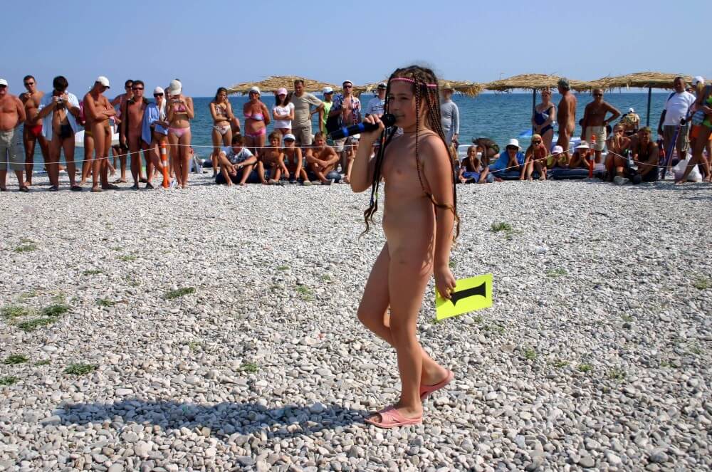Naturist Mic Speech photos - The nudist community strives for tolerance