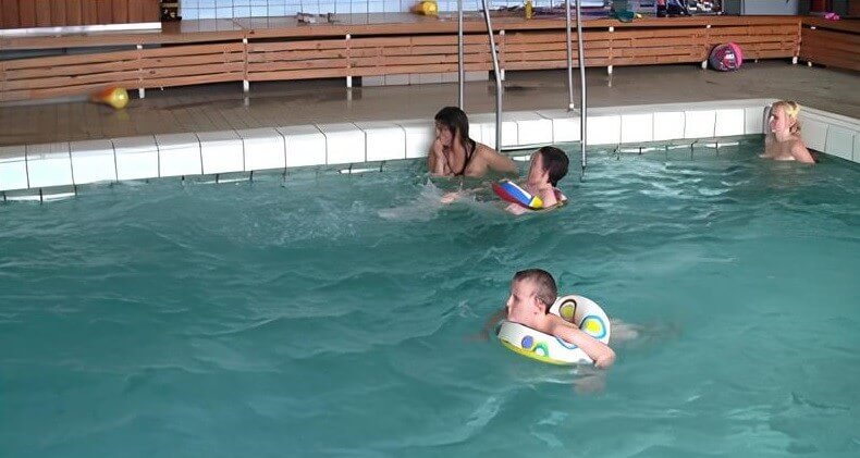 Swimming center club Full HD - Nudity in naturism is not usually an end in itself