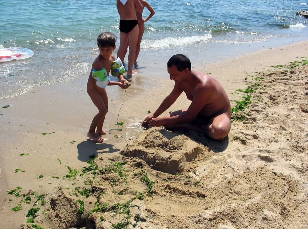 Bulgarian Sandy Paint Over - Naturism is based on love for oneself and nature