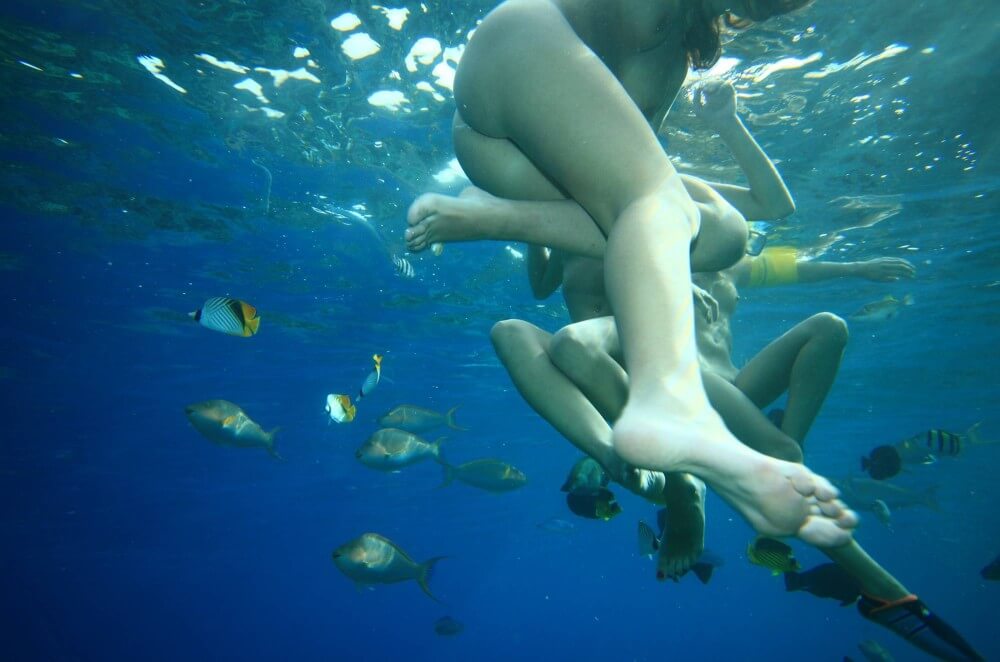 Egyptian Snorkelers Part - A closed community of naturists
