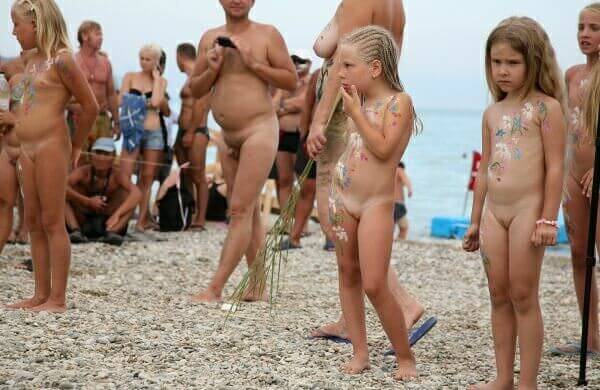 Nudism photo gallery # 1 - A person without clothes is closer to the wild