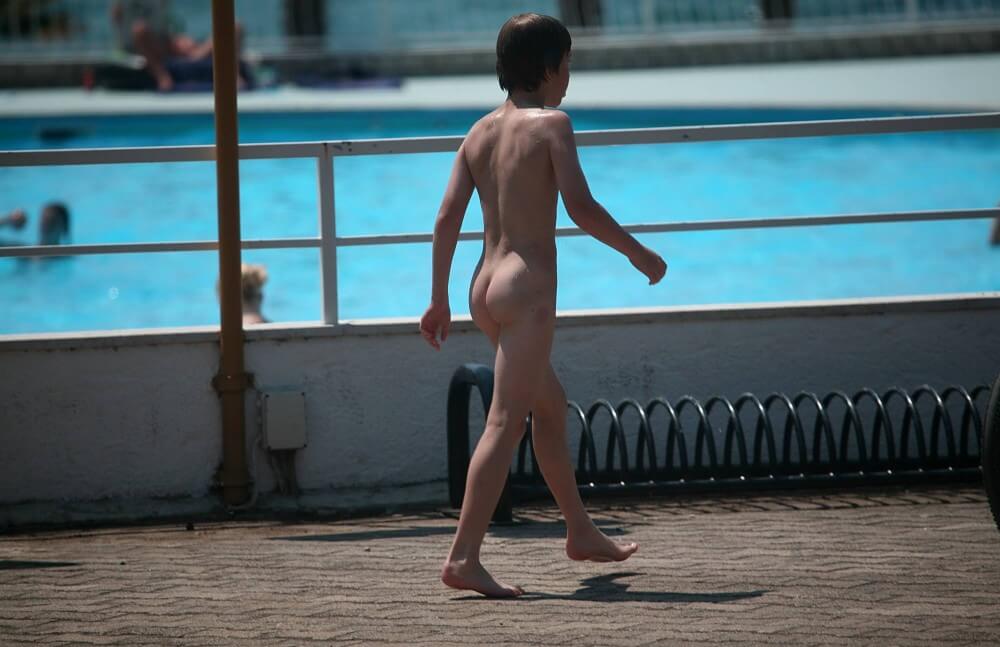 Grassy Patio Nature Hike - Nudism and naturism help overcome prejudices and fears related to physical appearance