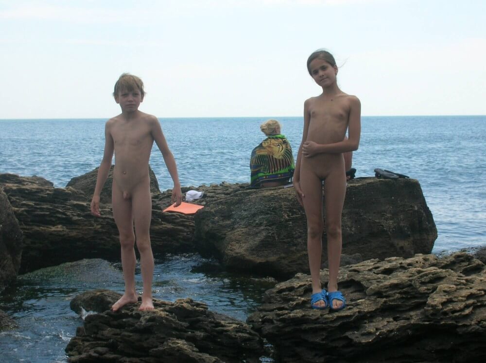 Beach Rocking Profile pics - Nature is considered the bodys natural clothing