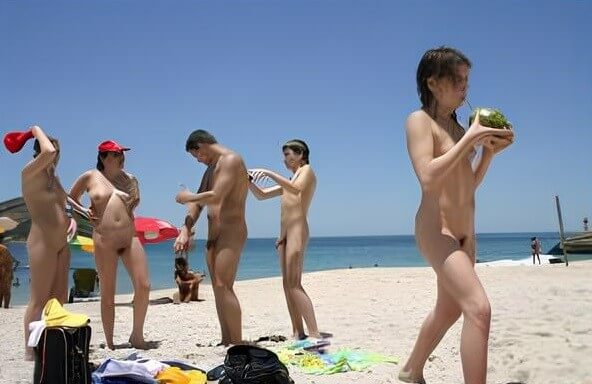 Premium Content # 26 - The community of naturist movement supporters and their values