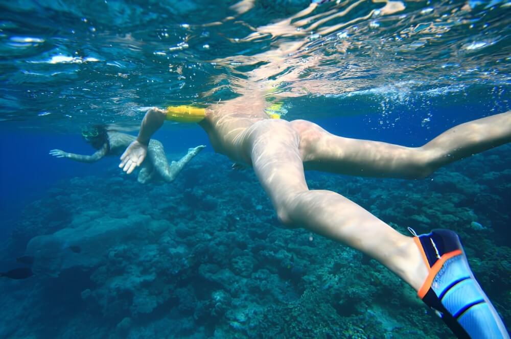 Nudism on the Red Sea photo gallery - Naturism promotes honesty and an open connection with the body