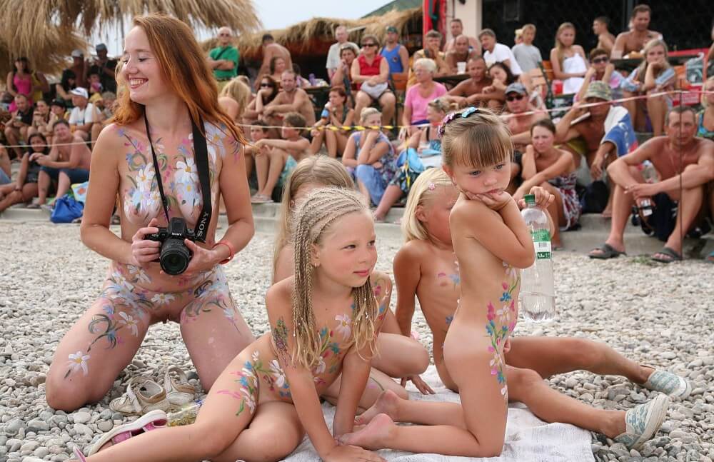 Warm Sand Relaxation photos - Naturalness and freedom go hand in hand with naturism