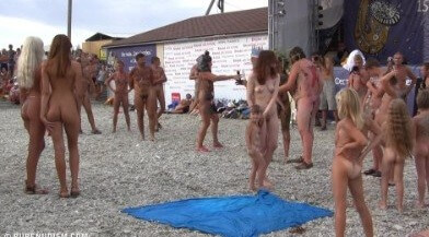 Cool Day At The Beach Full HD video - Public nudism