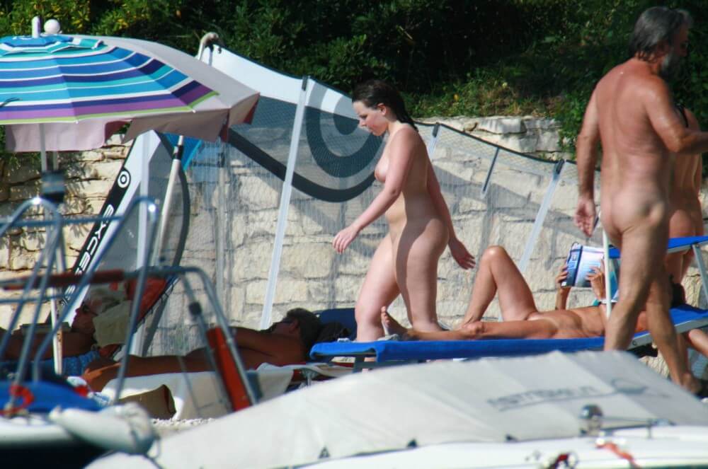 Girl Daytime Bath - Nature and nudism are the best home for a person