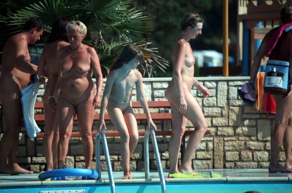 Naturist Pool Cleaning-Up pics - Taking Off Ones Clothes