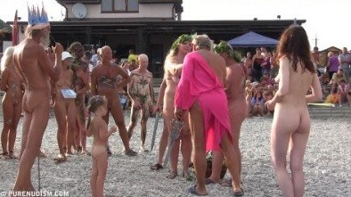 Cool Day At The Beach 4 - Not being afraid of nudity is the path to inner freedom and harmony
