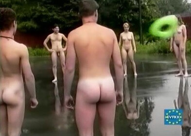 Enature, EurovidFKK Tutti-Frutti Nudie upd - Nudism helps strengthen friendships