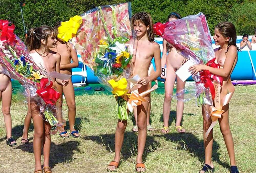 Nudism photo gallery # 2 - Thoughts on Naturism