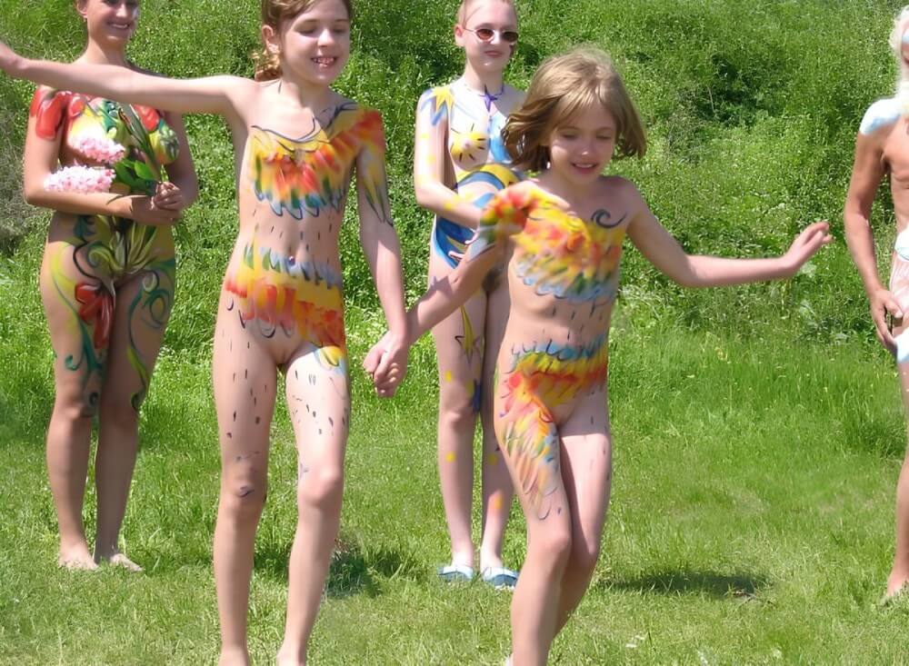 Naturism photo gallery # 29 - Naturism as a lifestyle and a way to connect with nature