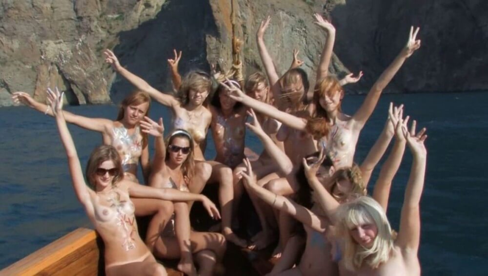 Nudist Girls Boat Cruise Full HD - Its one thing to see nudists, but another to be a nudist yourself