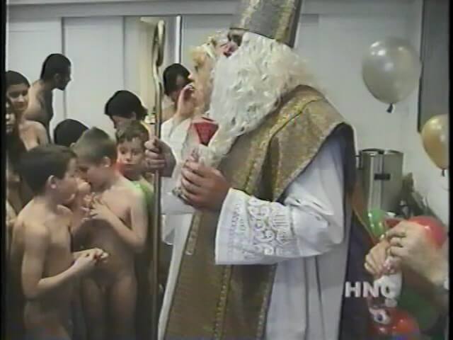 Helios Natura: Grandmas Christmas Party - Nudism is based on sincerity