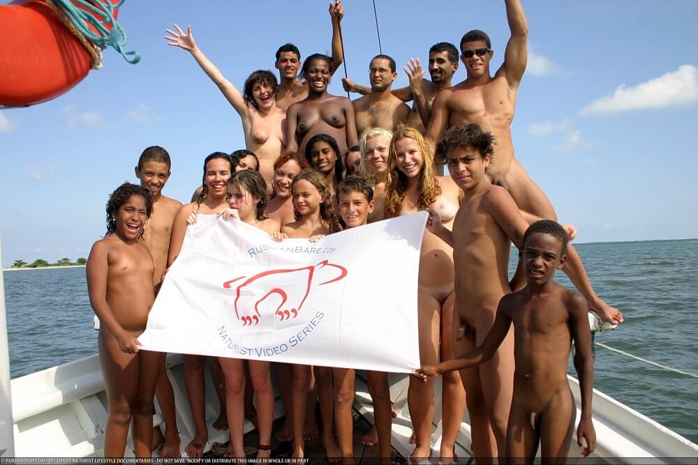 Naturism photo gallery # 59 - Love for oneself and nature as the foundation of naturism
