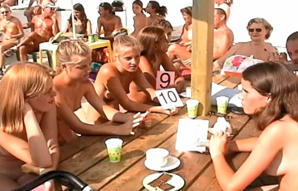Miss Teen JR. Pageants # 18 video Sunat Natplus HD - The practice of nudism promotes freedom from fears and insecurities