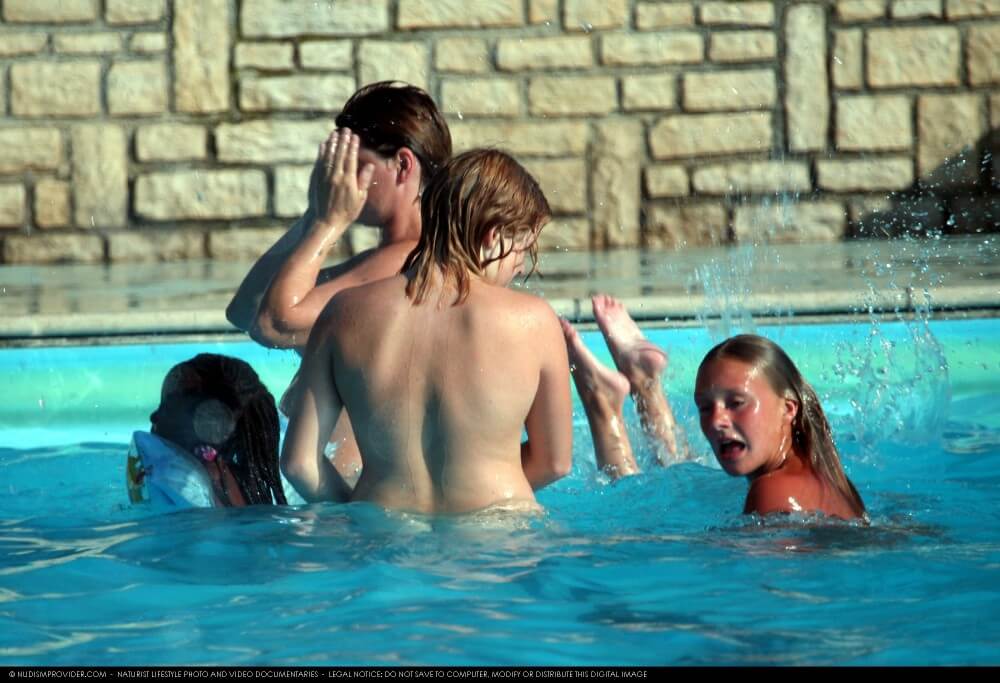 FKK water locations set 22 - A true nudist vacation